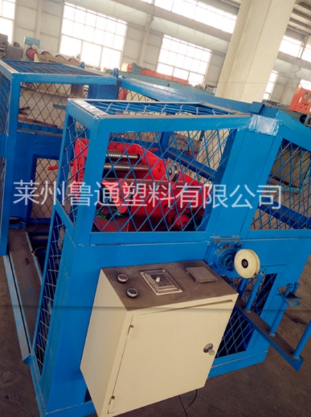 專(zhuān)業(yè)生產(chǎn)捆扎繩打軸機(jī)